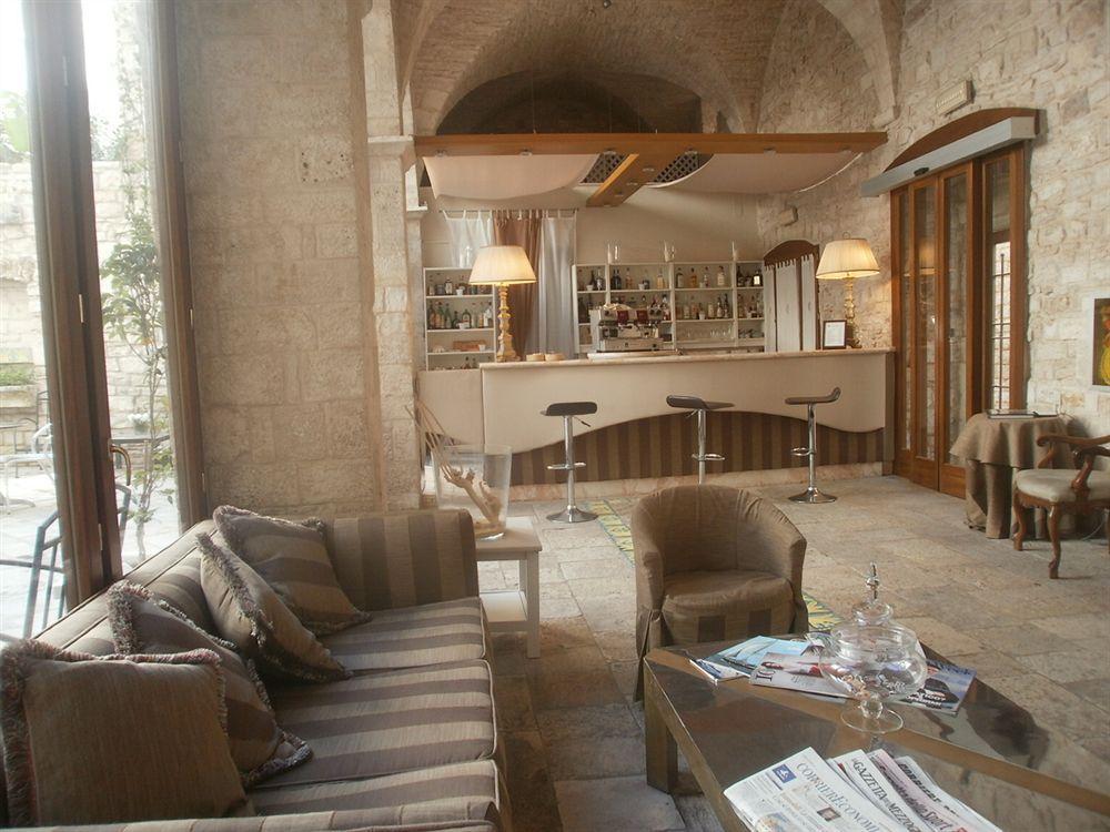 S. Martin Hotel Giovinazzo Buitenkant foto