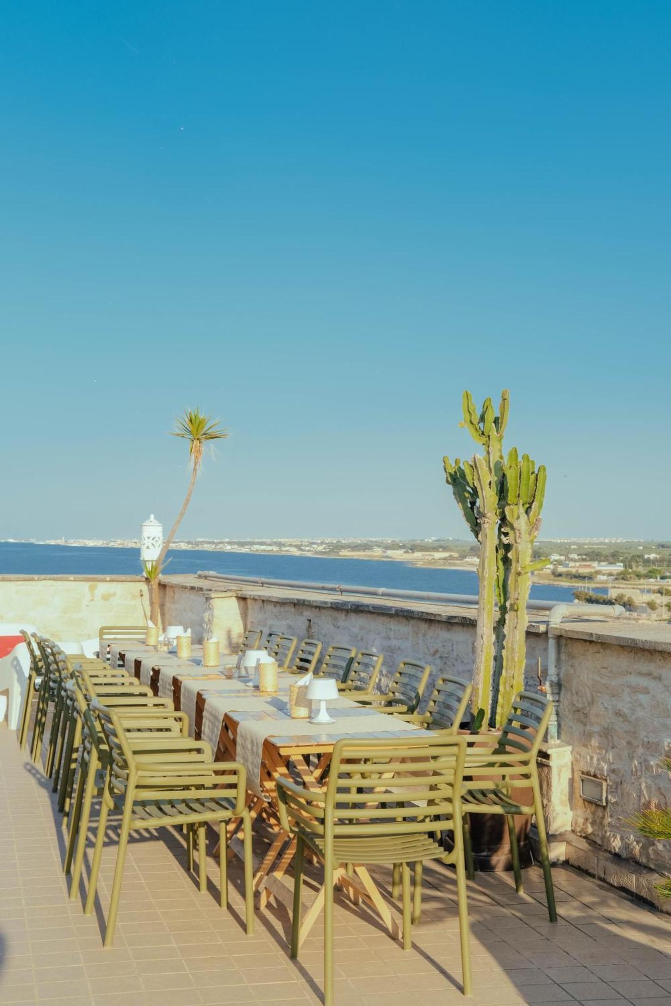 S. Martin Hotel Giovinazzo Buitenkant foto