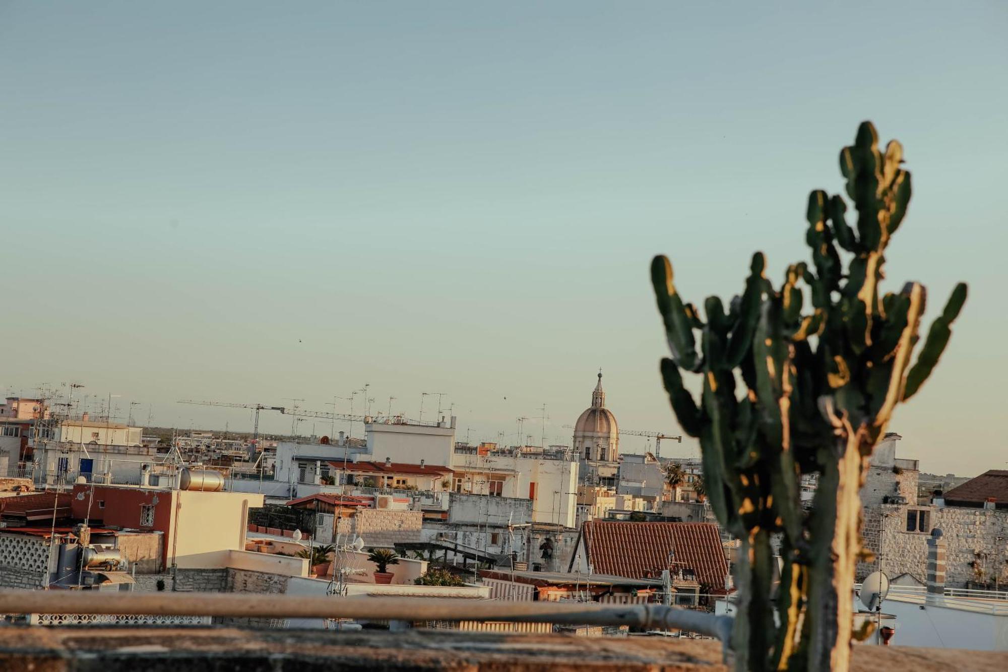 S. Martin Hotel Giovinazzo Buitenkant foto