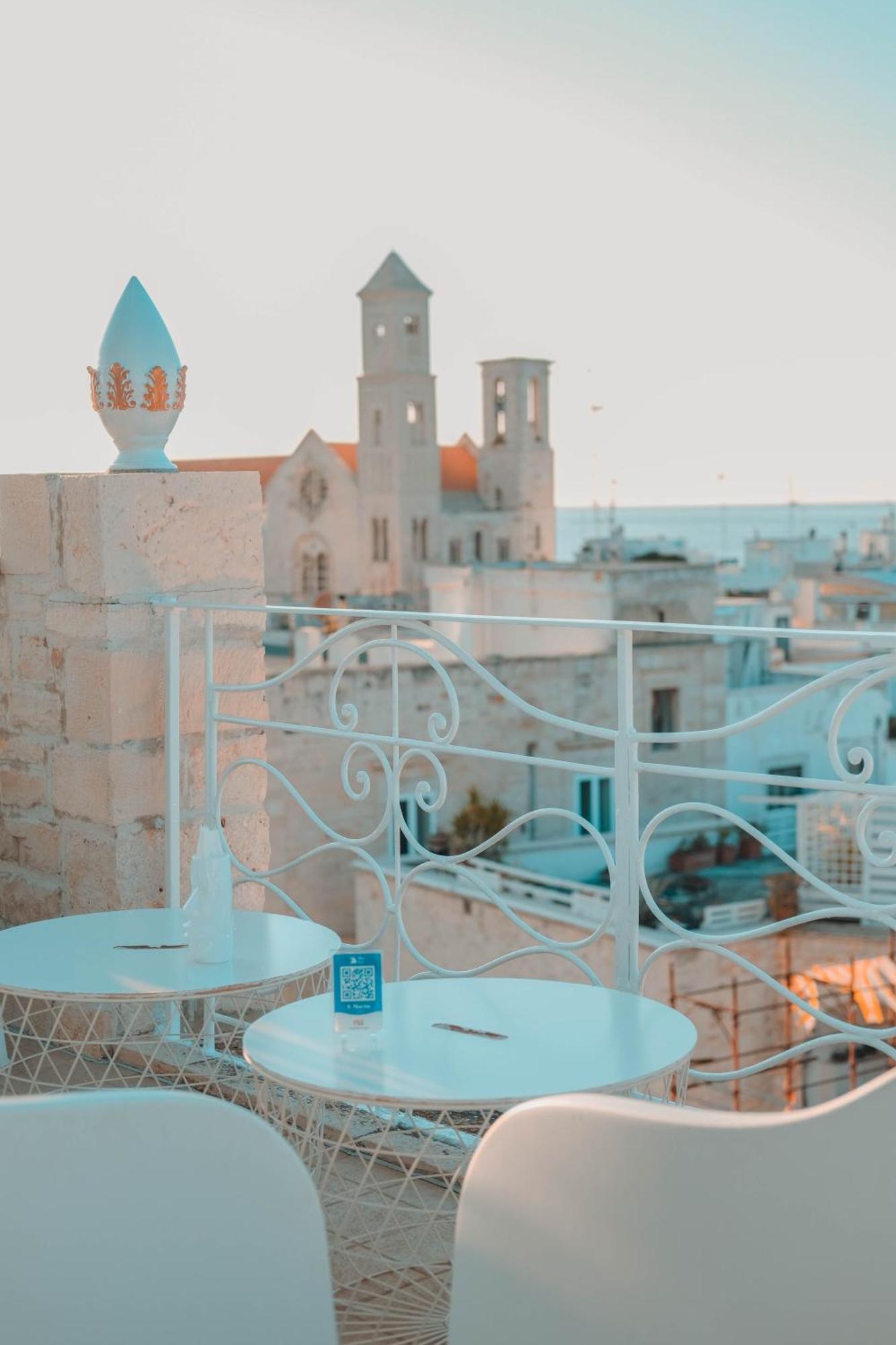 S. Martin Hotel Giovinazzo Buitenkant foto