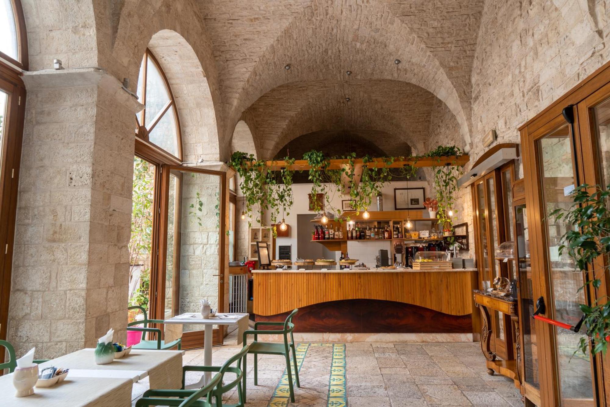 S. Martin Hotel Giovinazzo Buitenkant foto