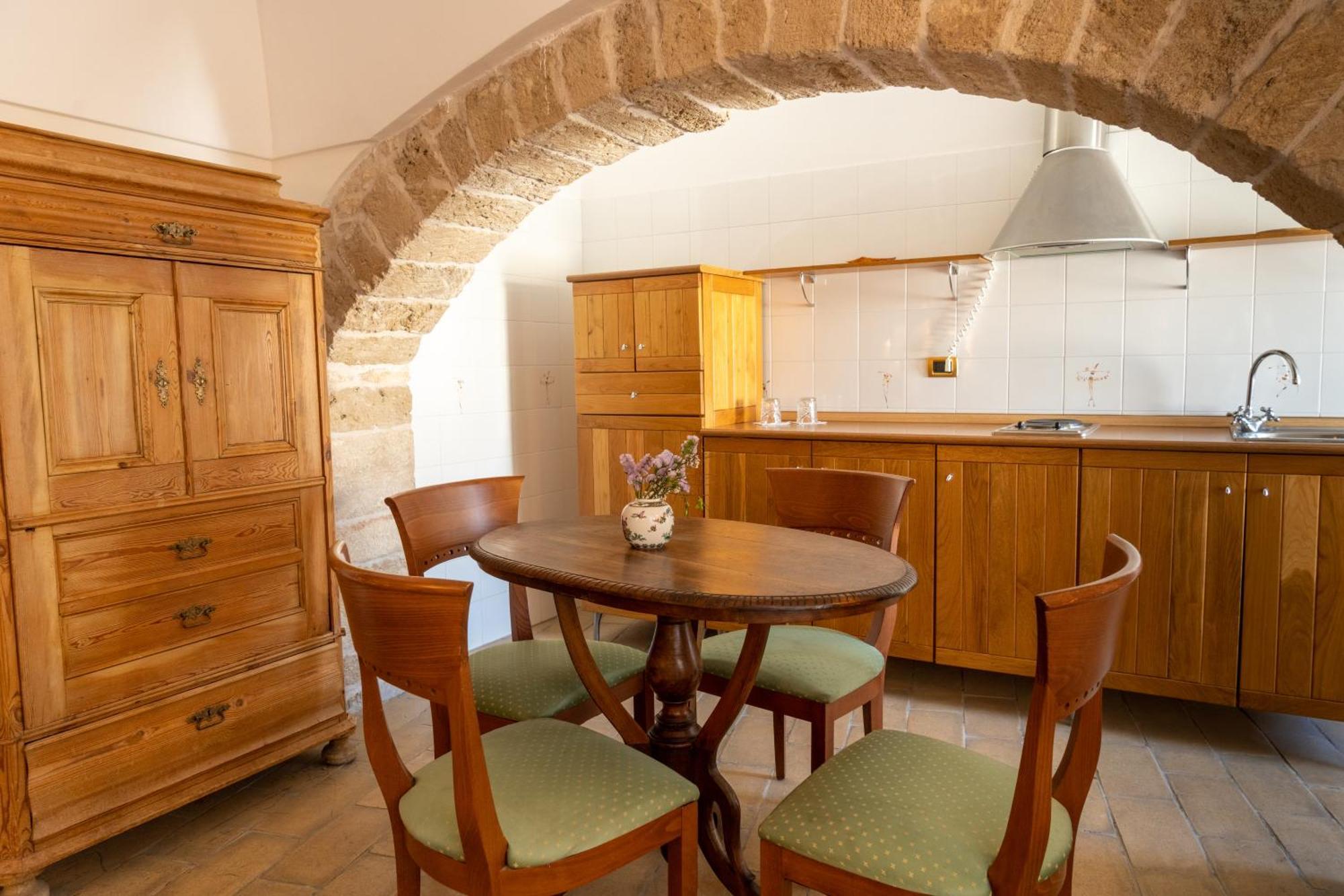 S. Martin Hotel Giovinazzo Buitenkant foto