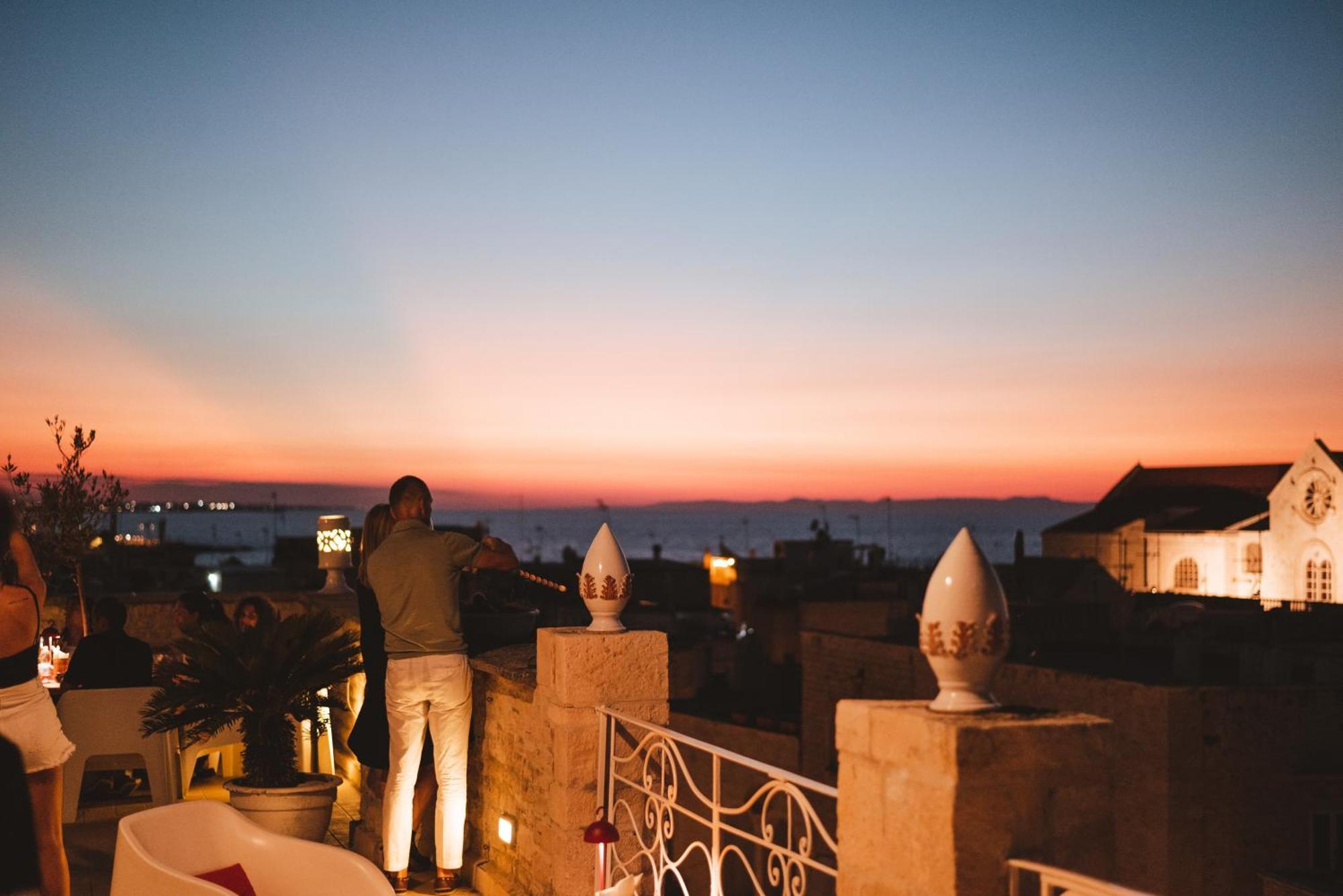 S. Martin Hotel Giovinazzo Buitenkant foto